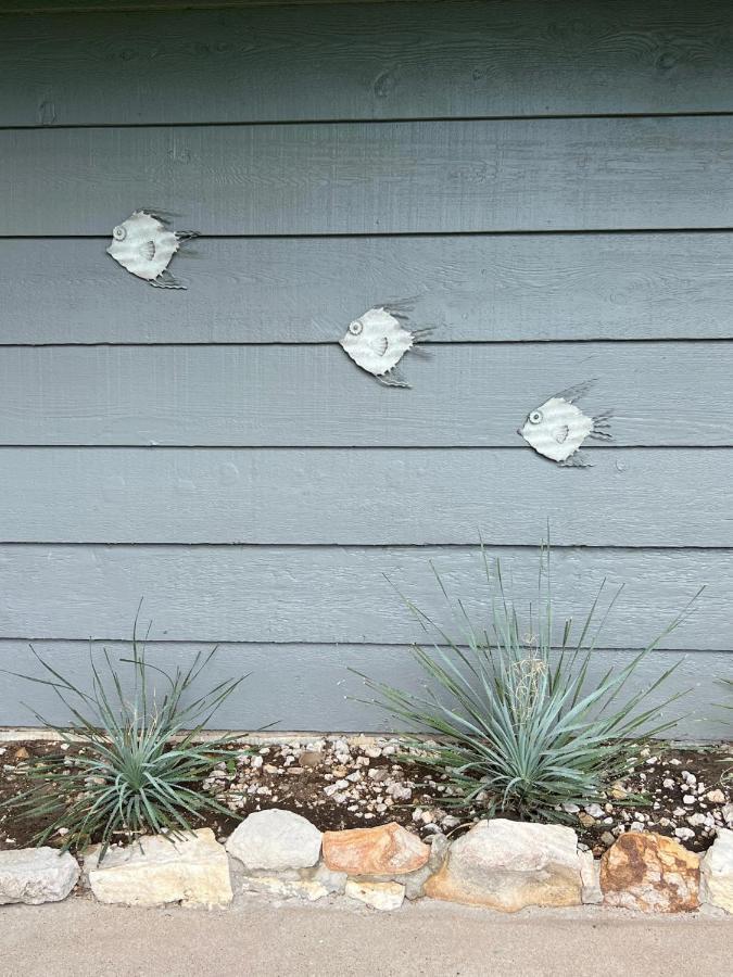 Kingwood Cottage - 10 Mins From Iah - Lake Front ฮัมเบิล ภายนอก รูปภาพ