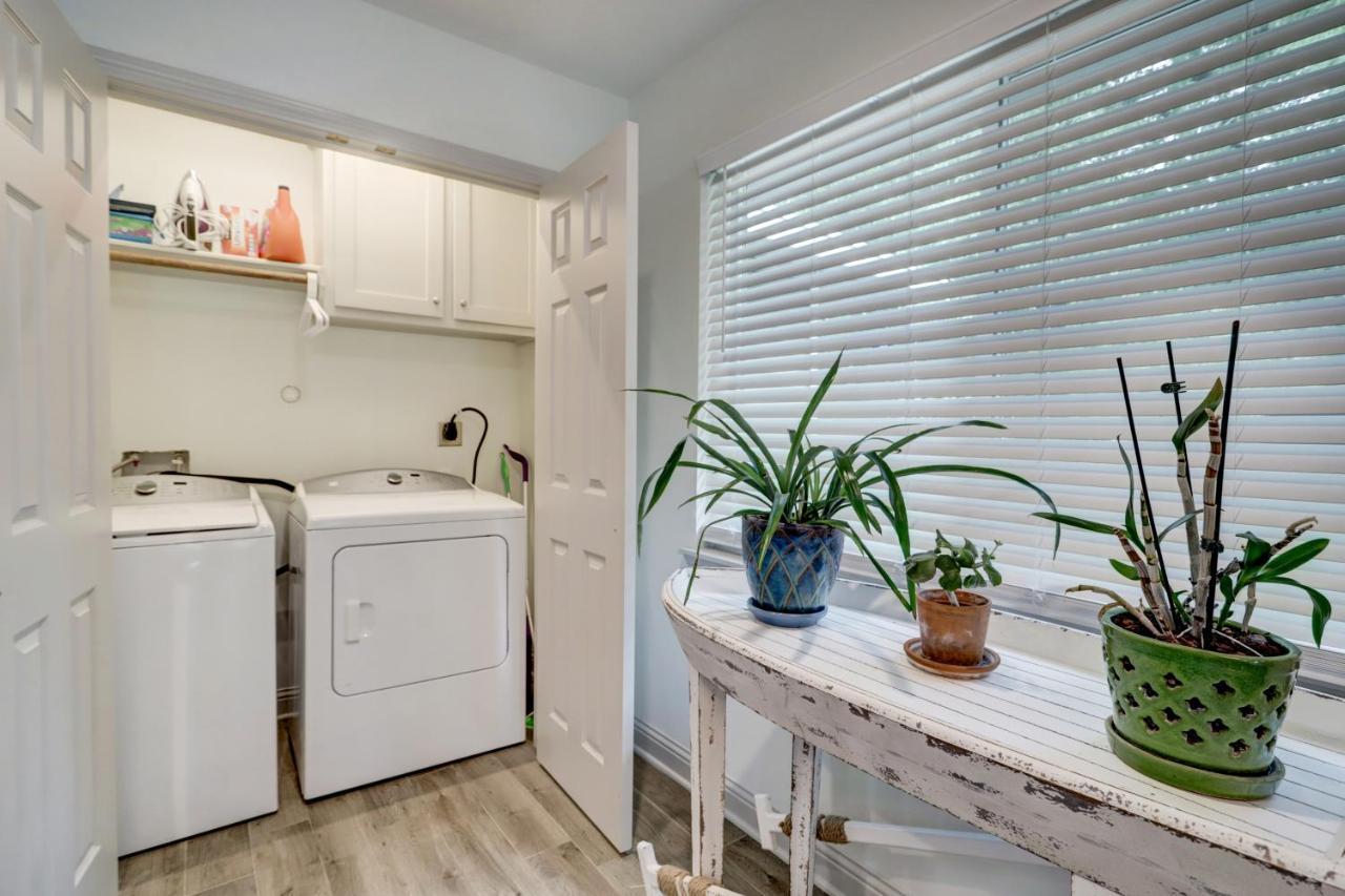 Kingwood Cottage - 10 Mins From Iah - Lake Front ฮัมเบิล ภายนอก รูปภาพ